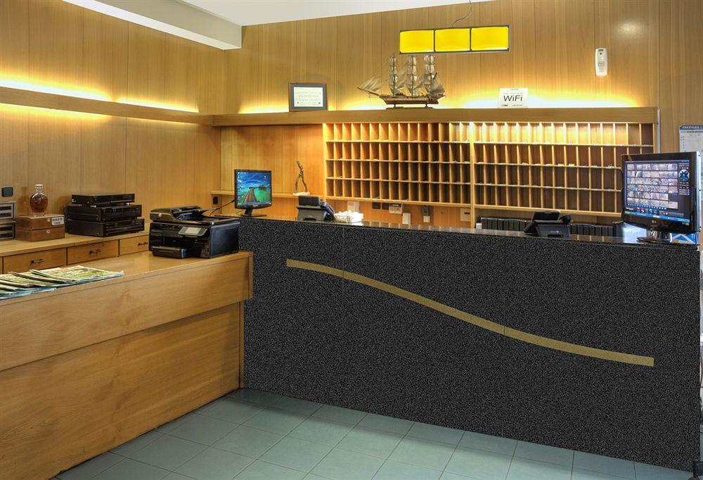 Hotel Ruta De Europa Vitoria-Gasteiz Esterno foto