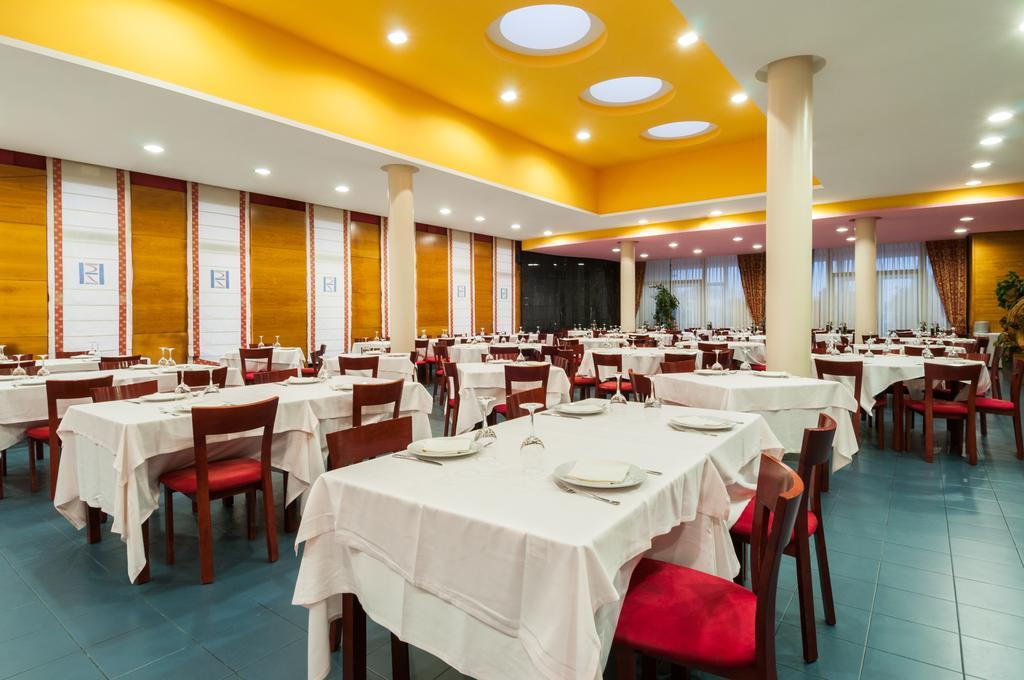 Hotel Ruta De Europa Vitoria-Gasteiz Esterno foto